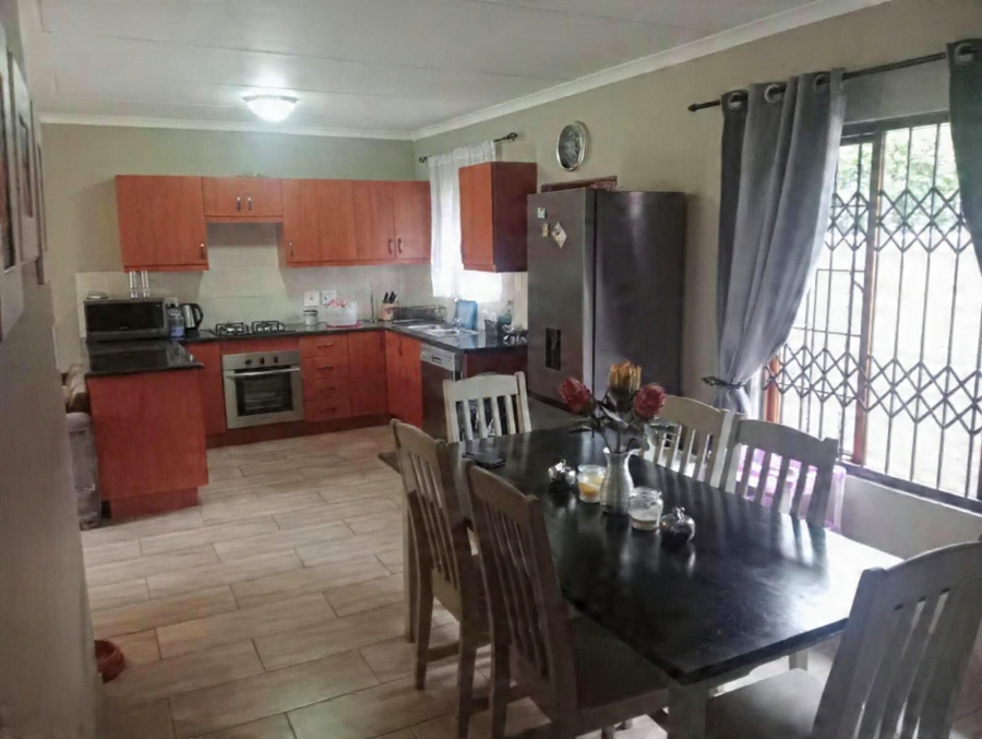 2 Bedroom Property for Sale in Vaalpark Free State